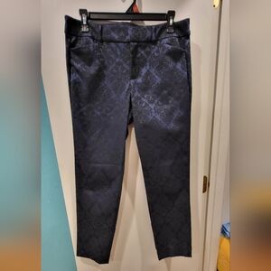 Old Navy Black &Navy Brocade Pixie Pants